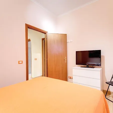 Easy In Hotel Rome